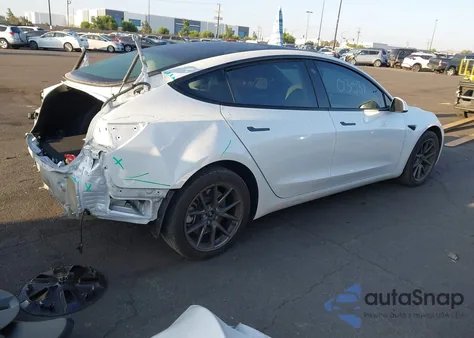 2023 Tesla Model 3 Rear-Wheel Drive z USA, uszkodzony, nr VIN 5YJ3E1EA2PF499871